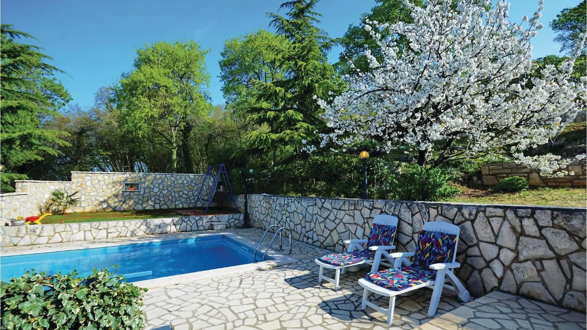 Holiday home Awesome Home In Reburici With Kitchen Stanisovi