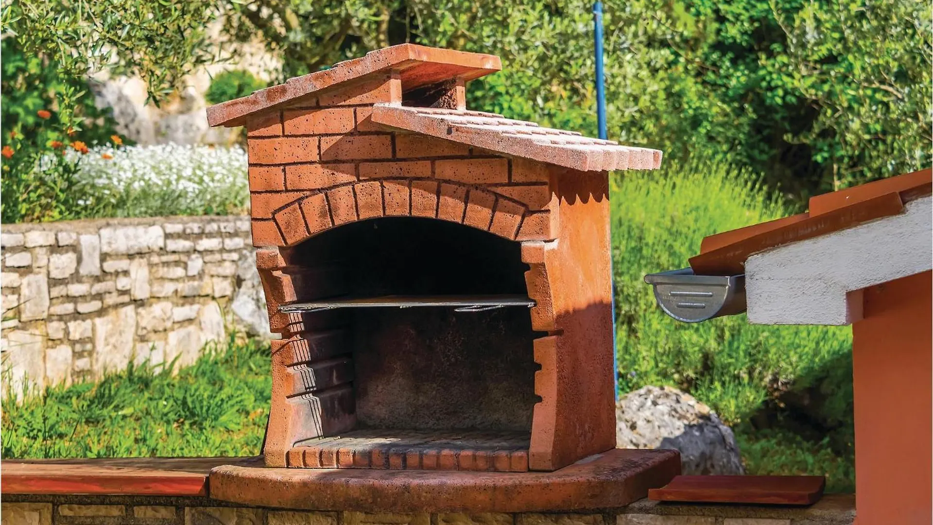 Awesome Home In Reburici With Kitchen Stanisovi Holiday home