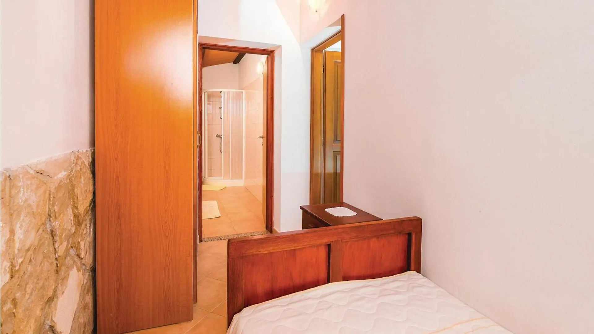 Awesome Home In Reburici With Kitchen Stanisovi Holiday home